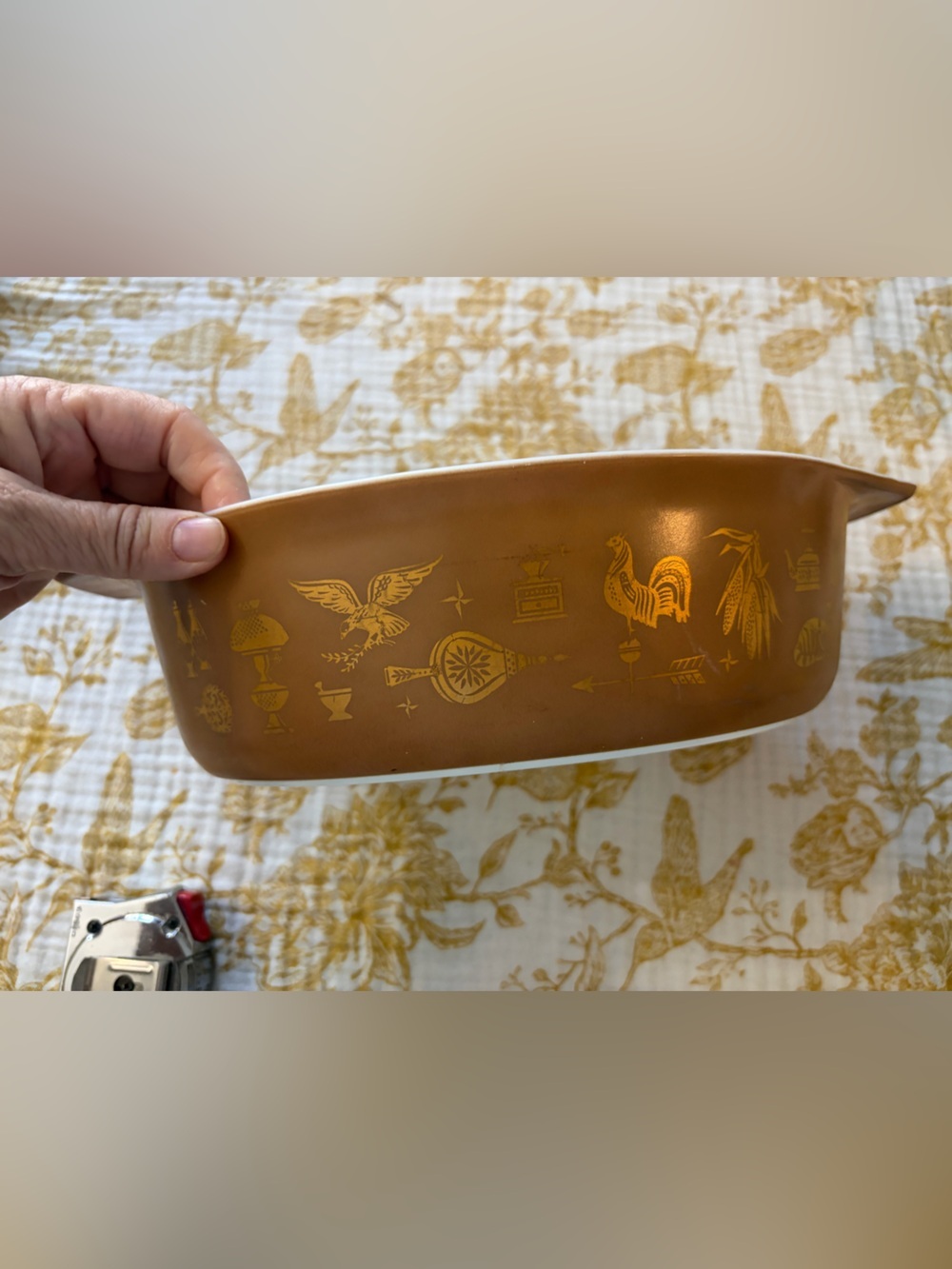 Pyrex “Early American “ pattern dish  with Gold Oriental Motif